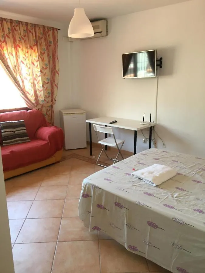 Apartamento •{ Habitación Deluxe En Coin A 30Km De La Playa ]•